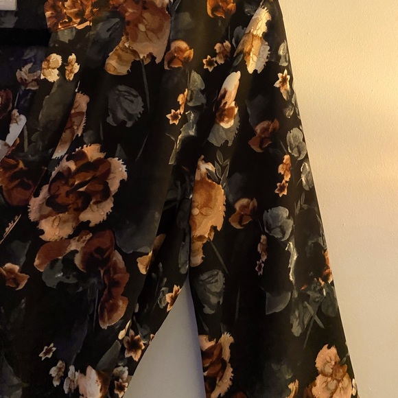 H&M Floral Dress - Picture 4 of 5